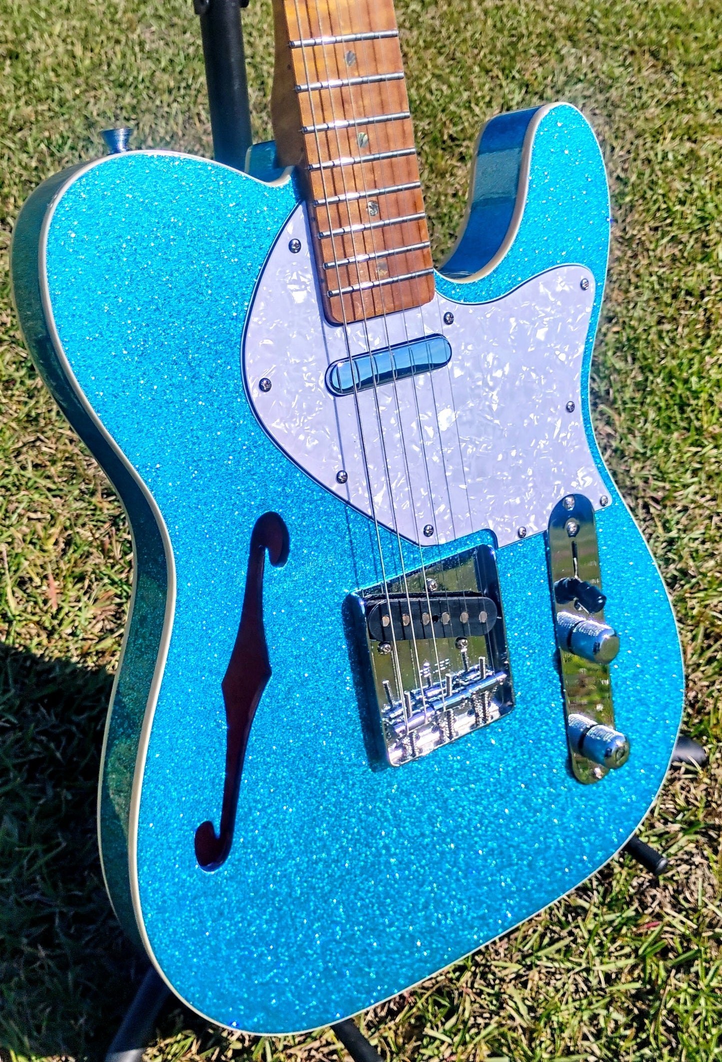 RICH Guitar Myrtle Beach HYB DLX T #051 Blue Sparkle with DLX Gig Bag